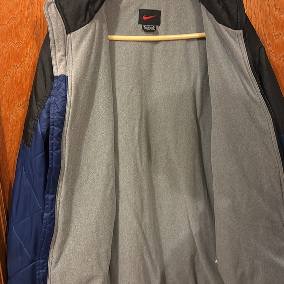 Men’s Nike Winter Coat - Picture 5 of 5